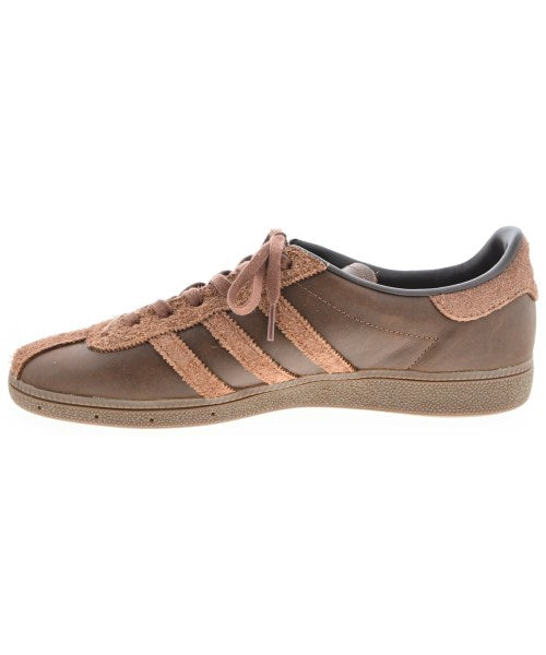 adidas รองเท้าผ้าใบ