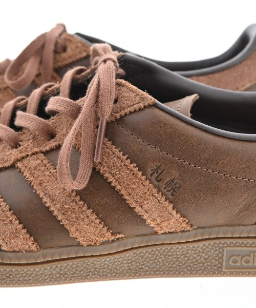 adidas รองเท้าผ้าใบ