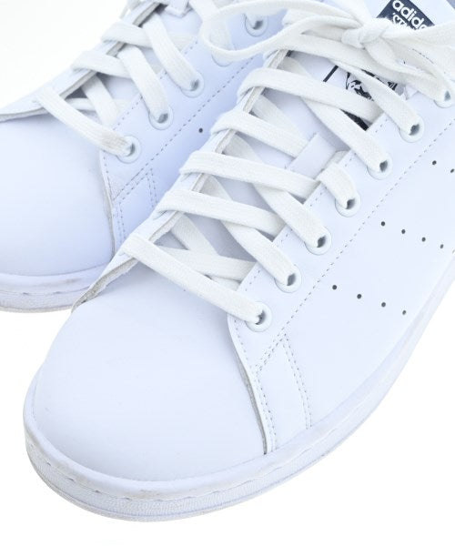 adidas รองเท้าผ้าใบ