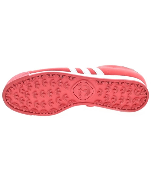 adidas รองเท้าผ้าใบ