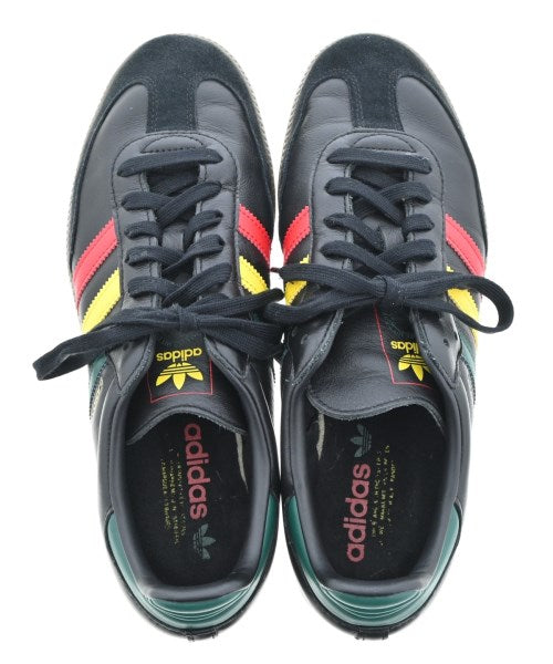 adidas รองเท้าผ้าใบ