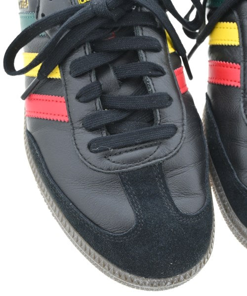 adidas รองเท้าผ้าใบ