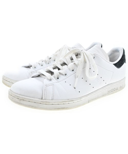 adidas รองเท้าผ้าใบ