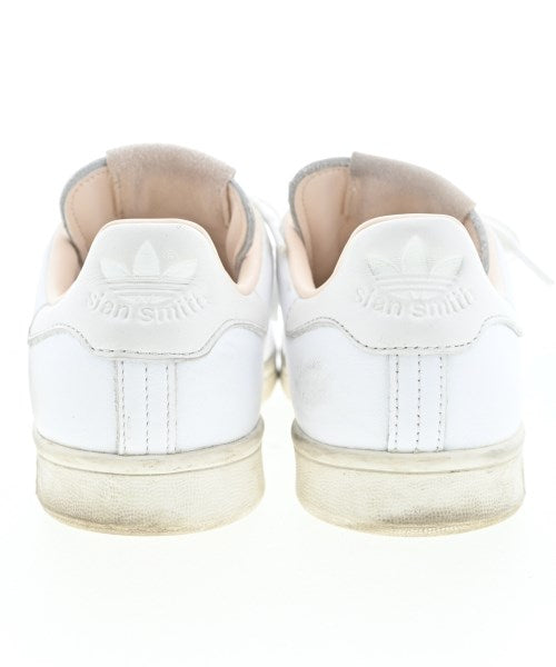 adidas รองเท้าผ้าใบ