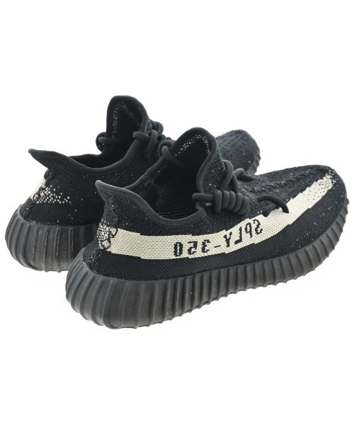 adidas รองเท้าผ้าใบ