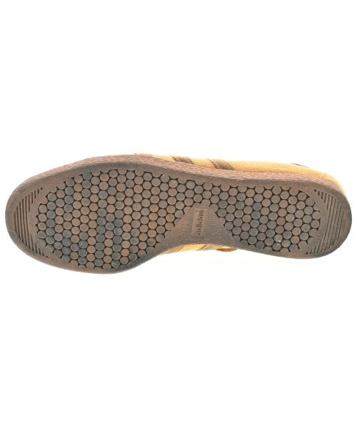 adidas รองเท้าผ้าใบ