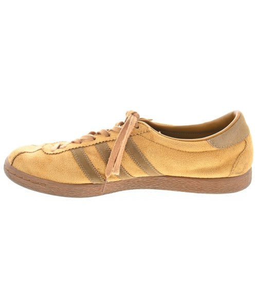 adidas รองเท้าผ้าใบ