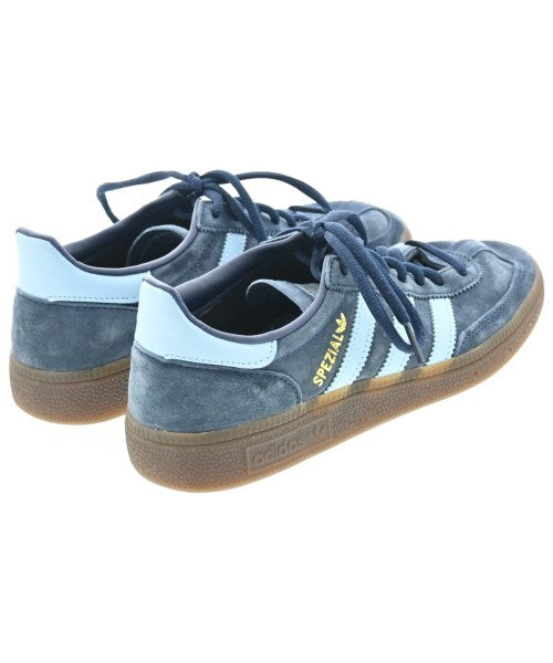 adidas รองเท้าผ้าใบ