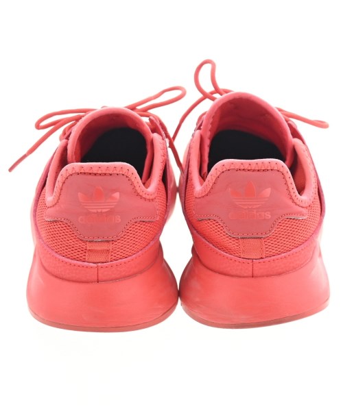 adidas รองเท้าผ้าใบ