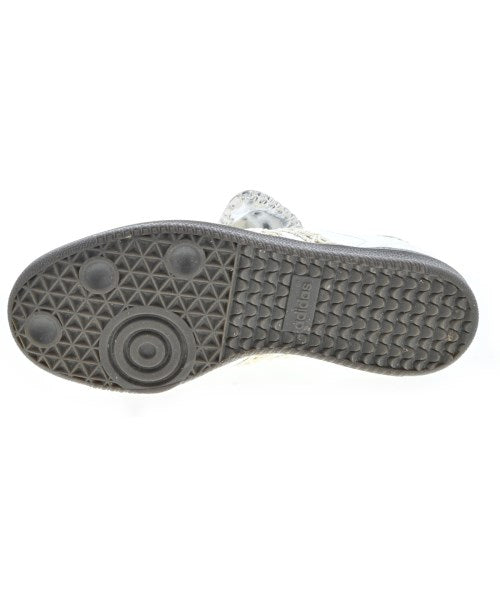 adidas รองเท้าผ้าใบ