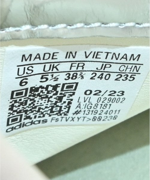 adidas รองเท้าผ้าใบ