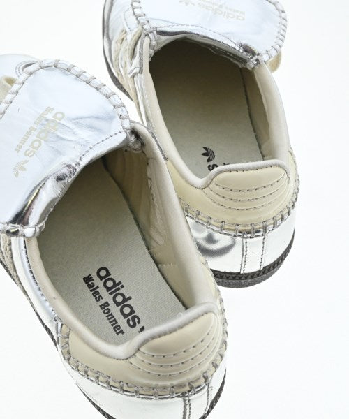 adidas รองเท้าผ้าใบ