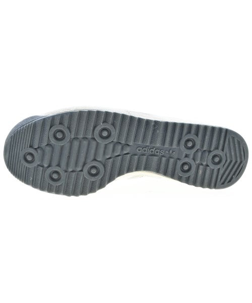 adidas รองเท้าผ้าใบ