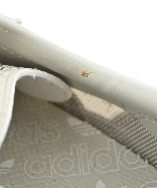 adidas รองเท้าผ้าใบ