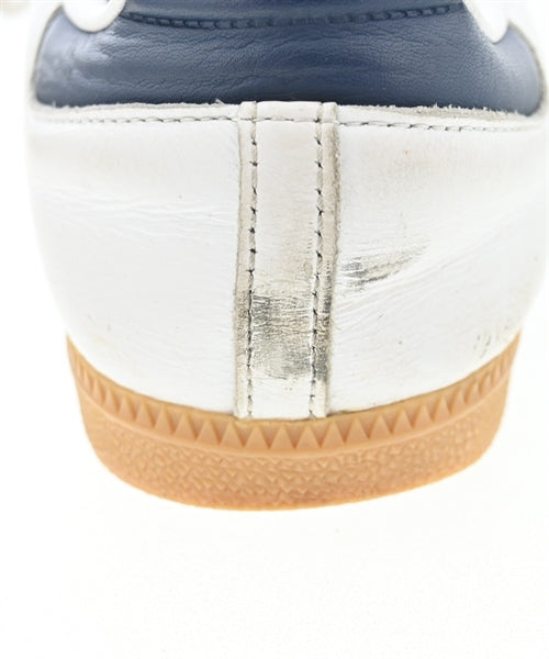 adidas รองเท้าผ้าใบ