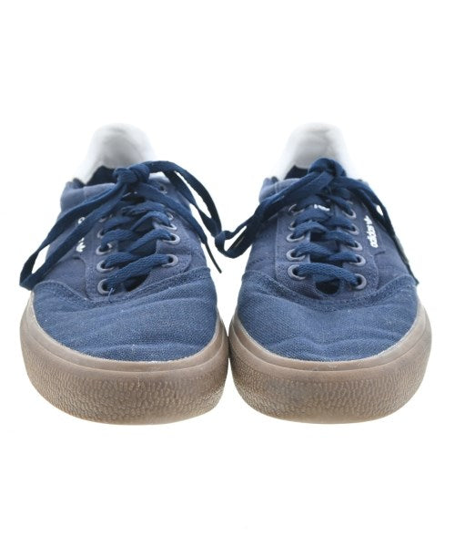 adidas รองเท้าผ้าใบ