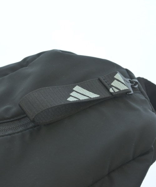 adidas กระเป๋าใส่อุปกรณ์ขนาดใหญ่