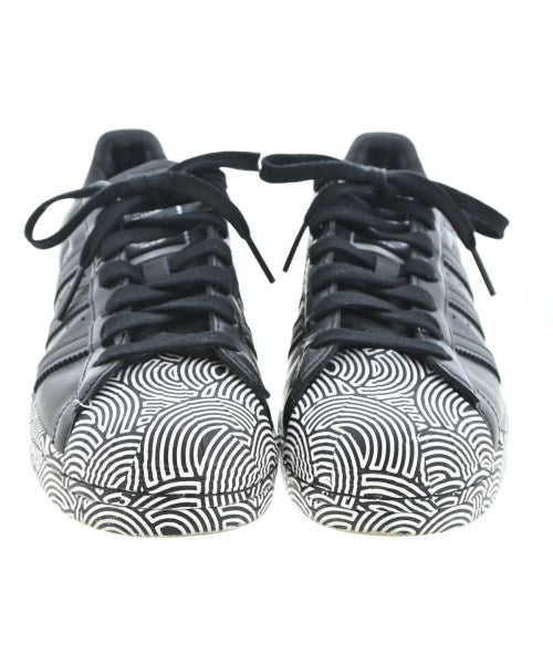 adidas รองเท้าผ้าใบ