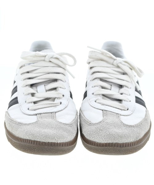 adidas รองเท้าผ้าใบ