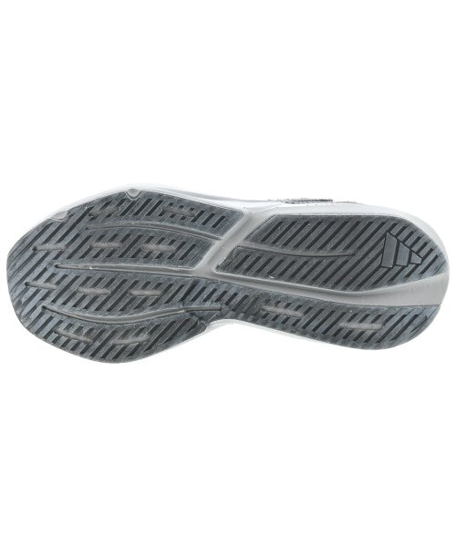 adidas รองเท้าผ้าใบ