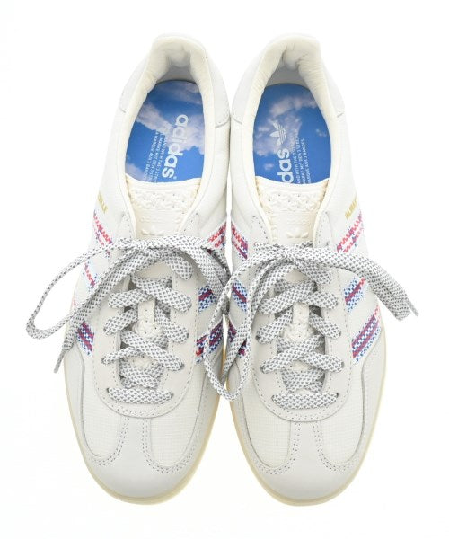 adidas รองเท้าผ้าใบ