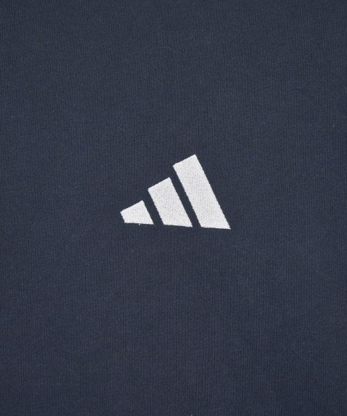 adidas เสื้อยืด/เสื้อท็อปส์