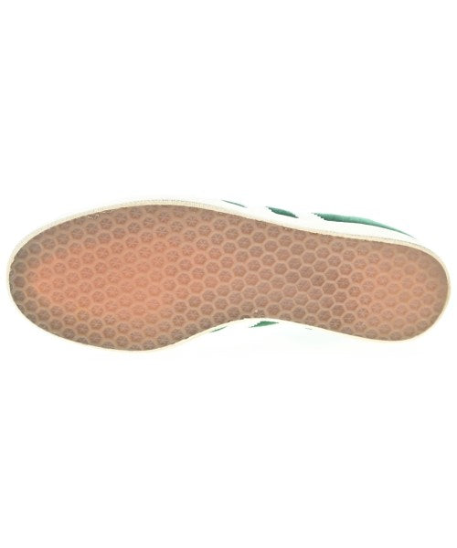 adidas รองเท้าผ้าใบ