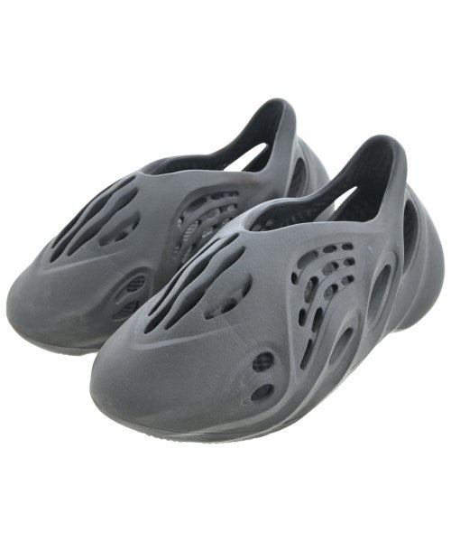 adidas รองเท้า อื่น