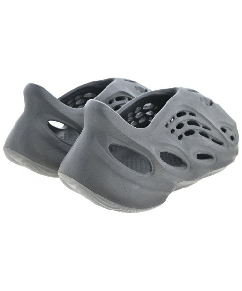 adidas รองเท้า อื่น