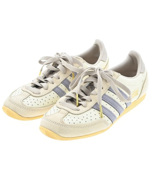 adidas รองเท้าผ้าใบ