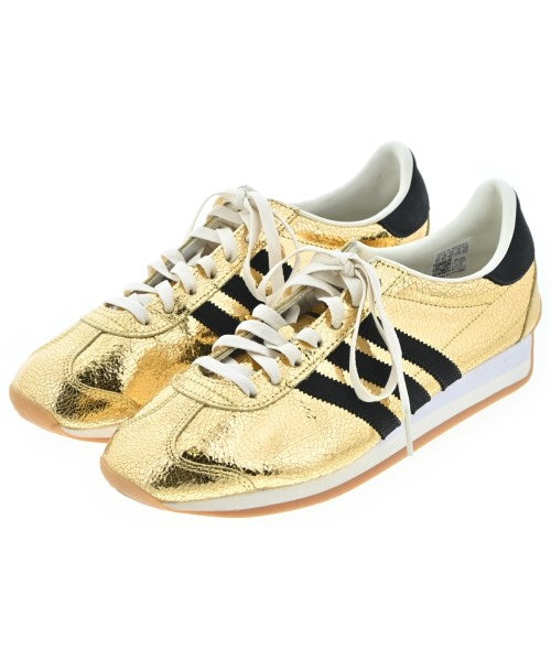 adidas รองเท้าผ้าใบ