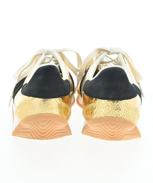 adidas รองเท้าผ้าใบ
