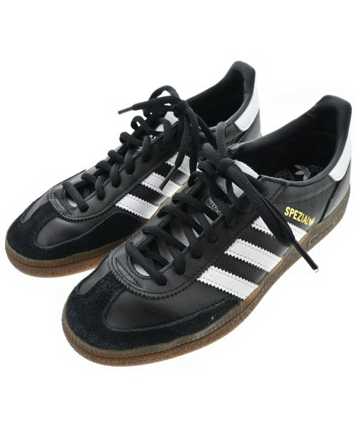 adidas รองเท้าผ้าใบ