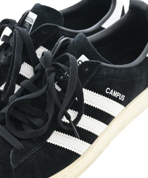 adidas รองเท้าผ้าใบ