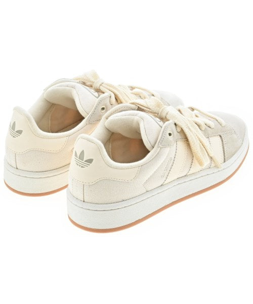 adidas รองเท้าผ้าใบ