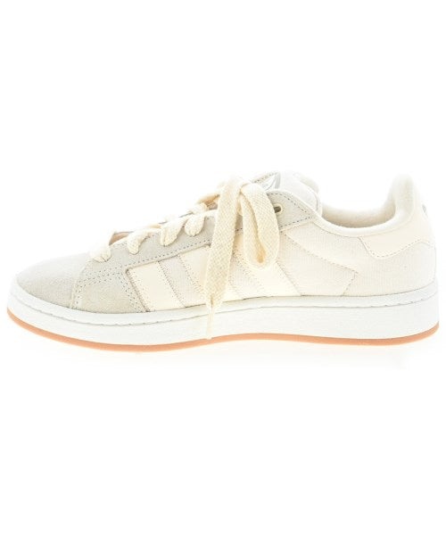 adidas รองเท้าผ้าใบ