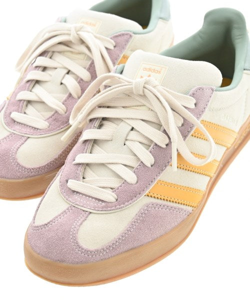 adidas รองเท้าผ้าใบ