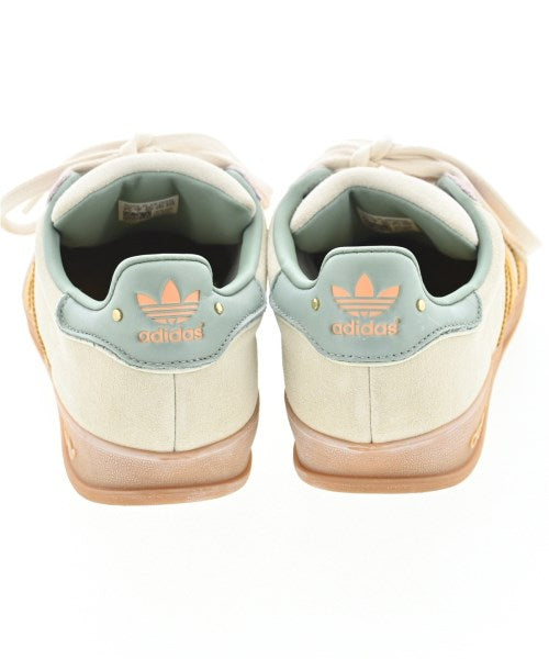 adidas รองเท้าผ้าใบ