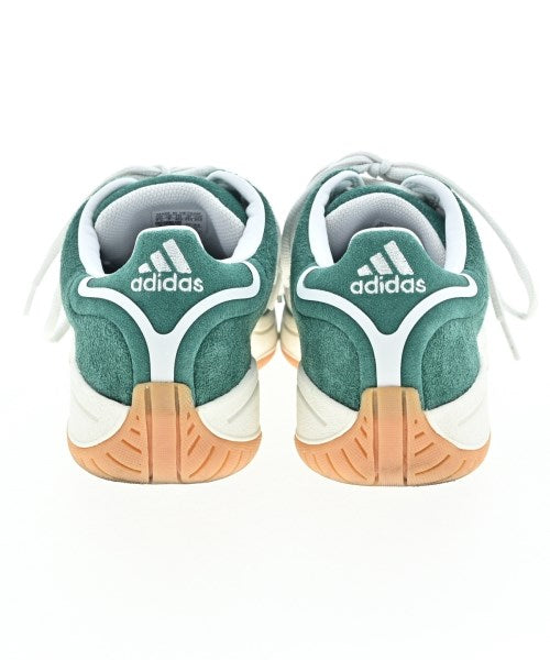 adidas รองเท้าผ้าใบ