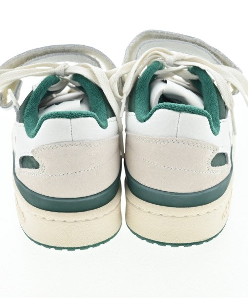 adidas รองเท้าผ้าใบ