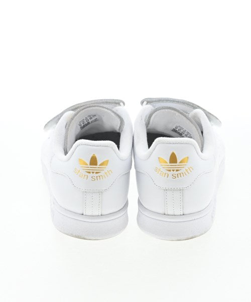 adidas รองเท้าผ้าใบ