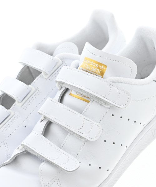 adidas รองเท้าผ้าใบ