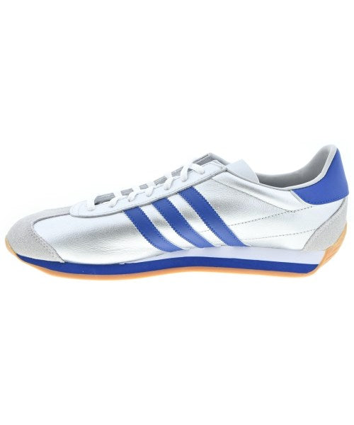 adidas รองเท้าผ้าใบ
