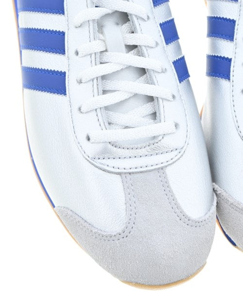adidas รองเท้าผ้าใบ