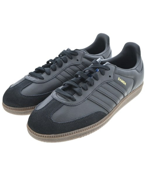 adidas รองเท้าผ้าใบ