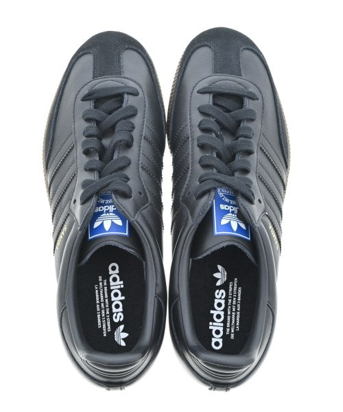 adidas รองเท้าผ้าใบ