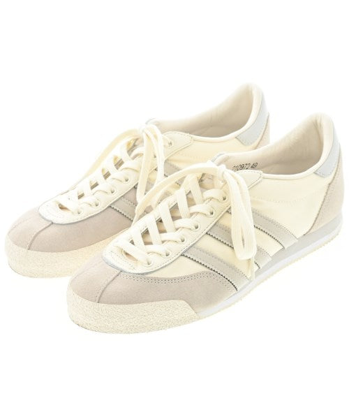 adidas รองเท้าผ้าใบ