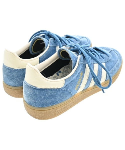 adidas รองเท้าผ้าใบ