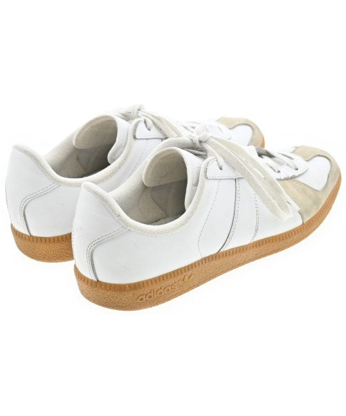 adidas รองเท้าผ้าใบ