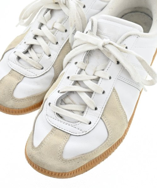 adidas รองเท้าผ้าใบ